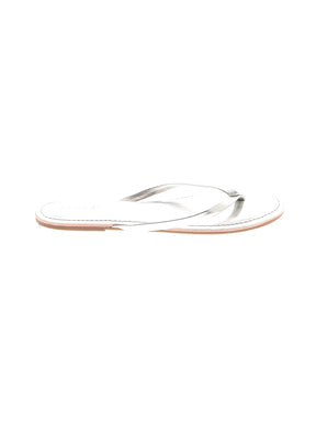 1 shoe size - 9