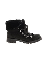 1 shoe size - 9