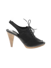 1 shoe size - 8 1/2