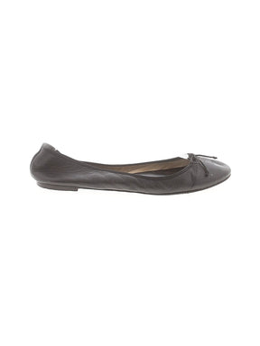 1 shoe size - 8