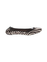 1 shoe size - 9