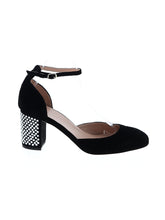 1 shoe size - 9 1/2