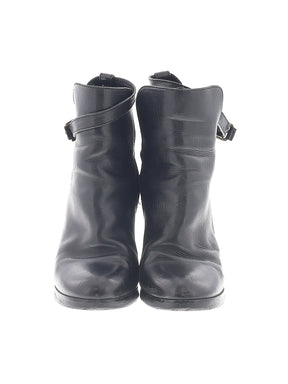 2 shoe size - 7 1/2