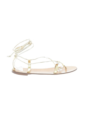 1 shoe size - 10