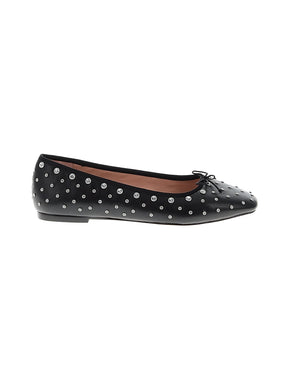 1 shoe size - 9