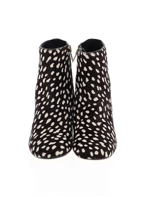 2 shoe size - 5 1/2
