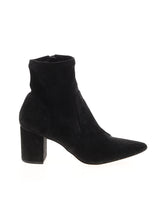 1 shoe size - 10