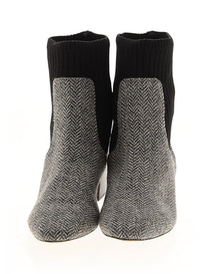 2 shoe size - 8 1/2