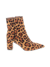 1 shoe size - 7