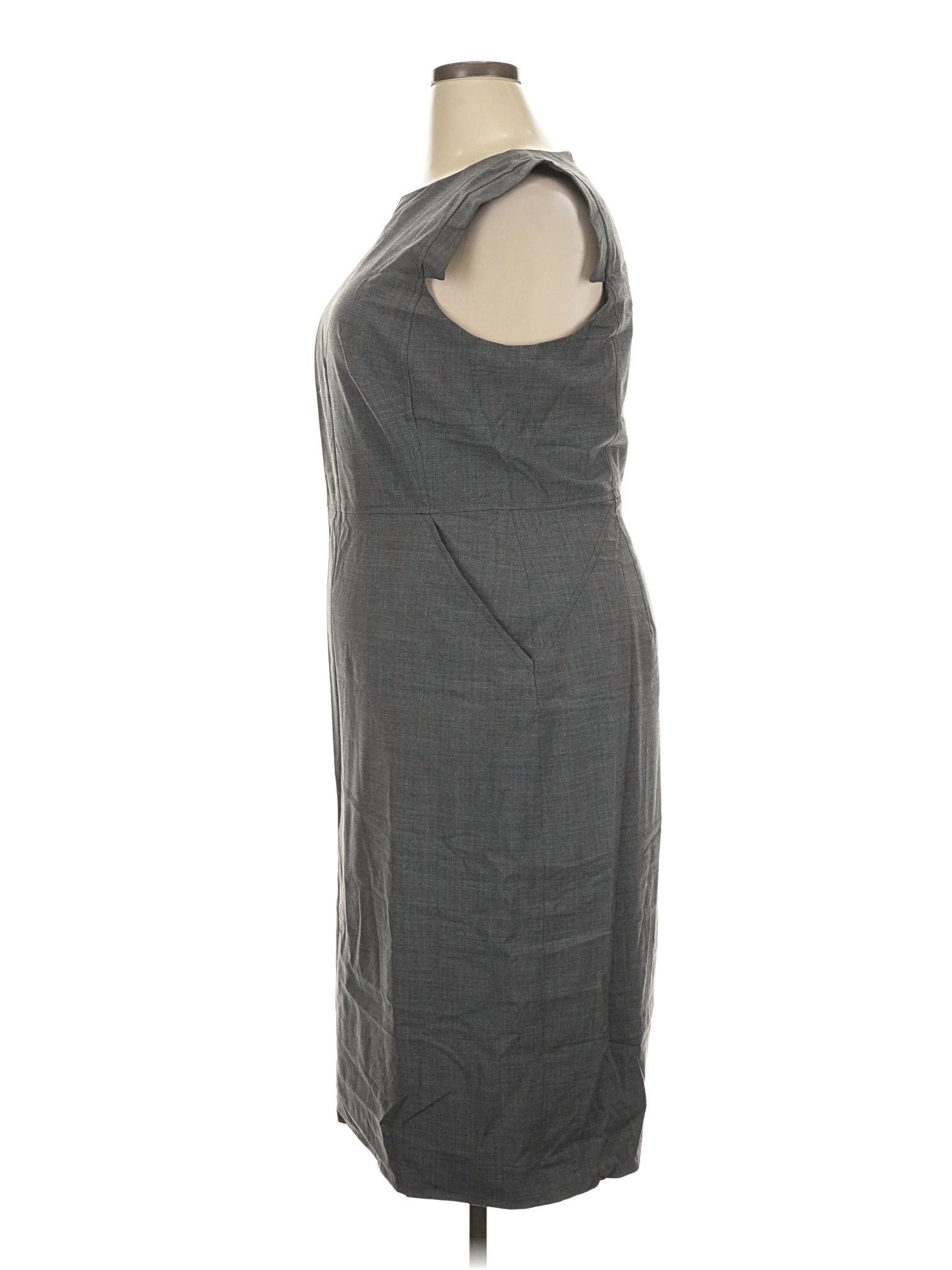 4 size - 18 W