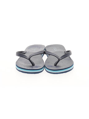 2 shoe size - 4 1/2 (approximate)