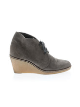 1 shoe size - 10