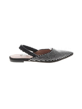 1 shoe size - 8