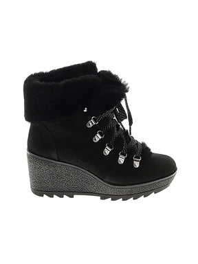 1 shoe size - 7