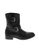 1 shoe size - 5