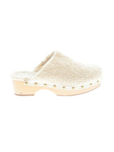 1 shoe size - 7 1/2