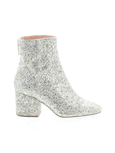 1 shoe size - 8
