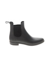 1 shoe size - 9