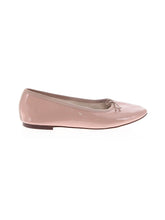 1 shoe size - 8
