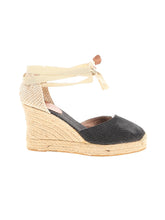 1 shoe size - 8