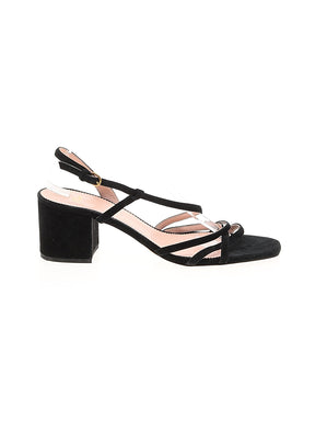 1 shoe size - 10