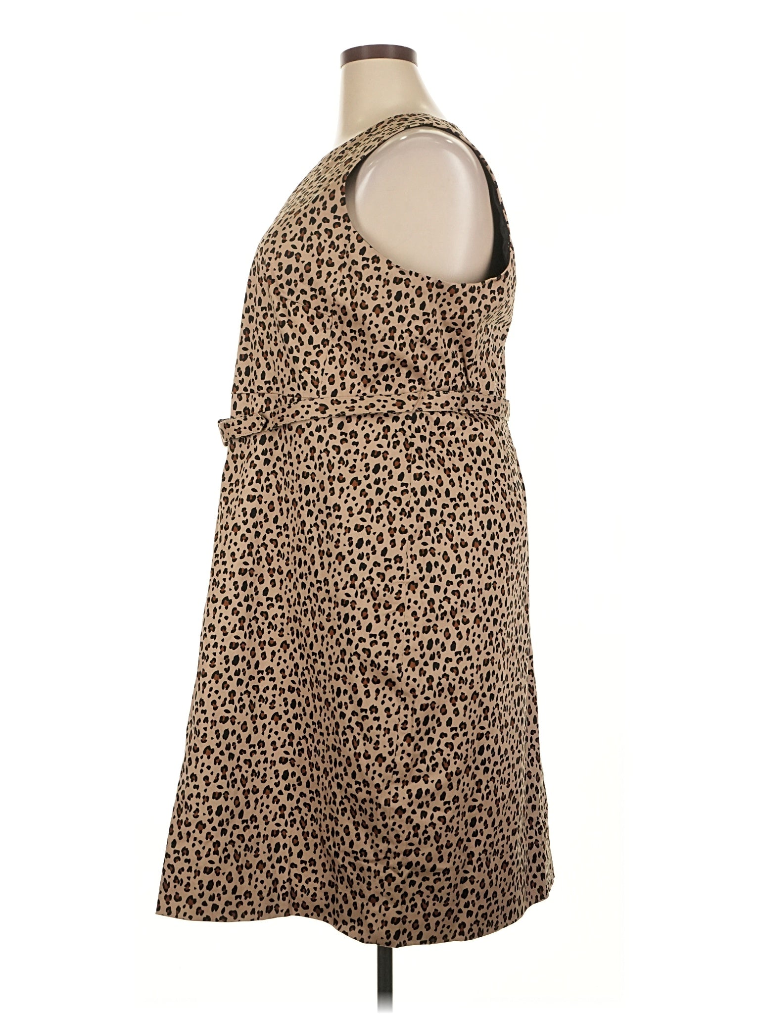 4 size - 22 W