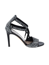 1 shoe size - 8