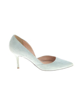 1 shoe size - 8