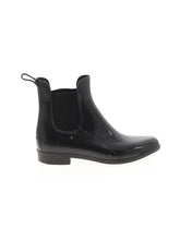 1 shoe size - 6