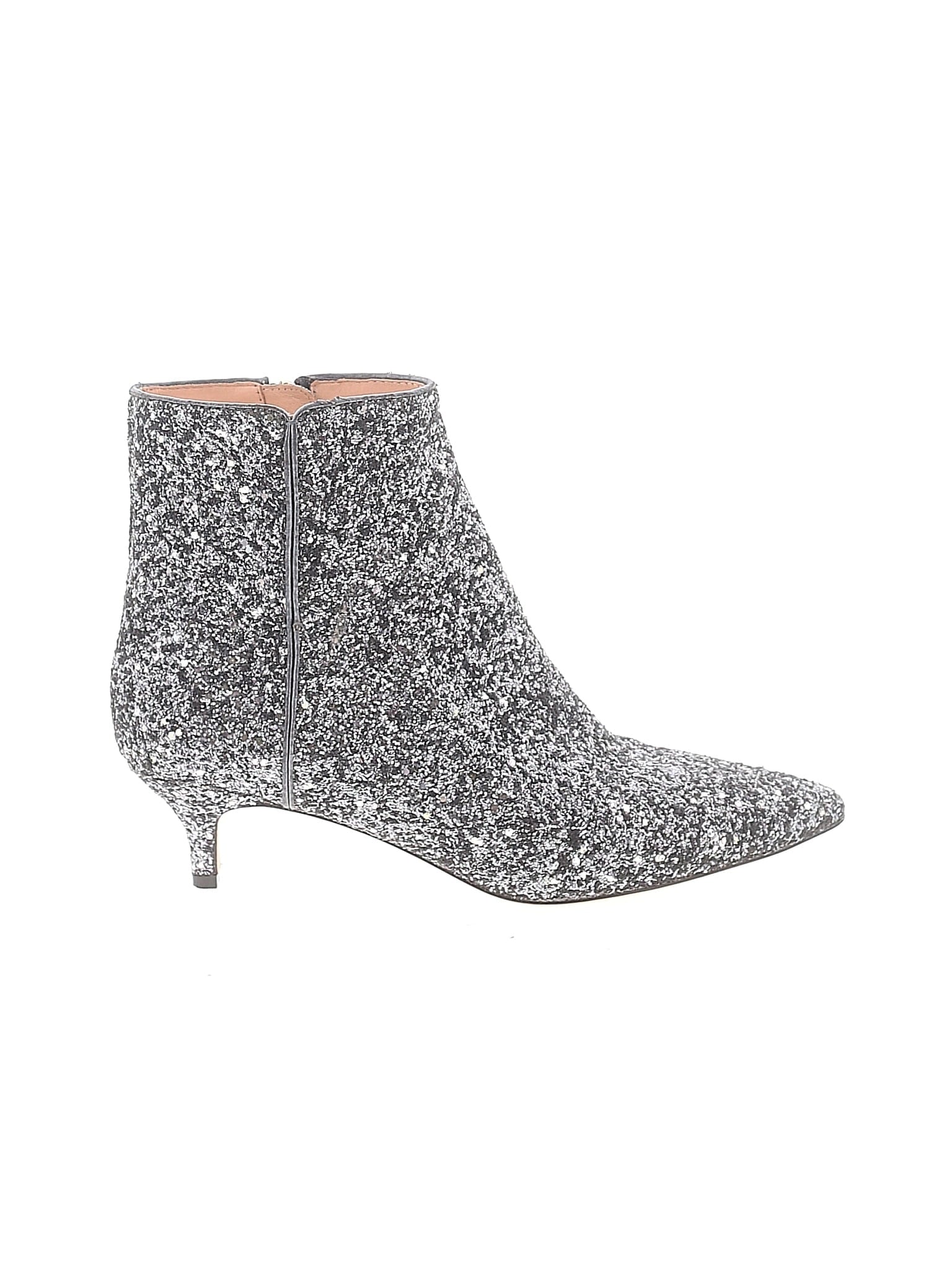 1 shoe size - 8