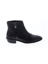 1 shoe size - 7