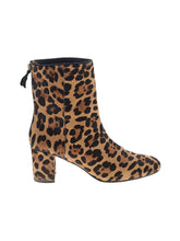 1 shoe size - 8