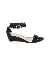 1 shoe size - 7