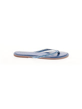 1 shoe size - 9