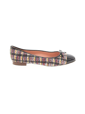 1 shoe size - 8