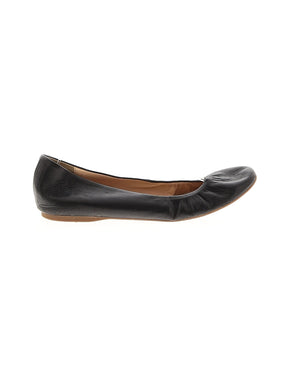 1 shoe size - 9