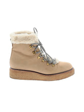 1 shoe size - 7