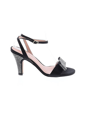 1 shoe size - 8