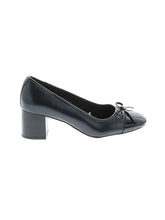 1 shoe size - 6