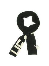 Scarf size - One Size (Youth)