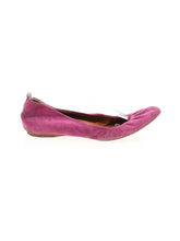 1 shoe size - 9