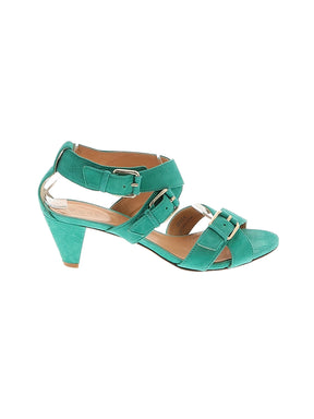 1 shoe size - 8