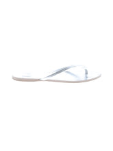1 shoe size - 9