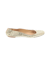 1 shoe size - 11