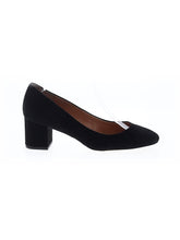 1 shoe size - 9