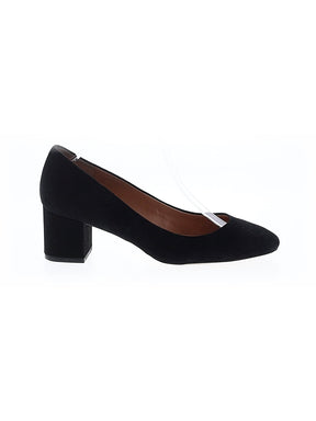 1 shoe size - 9