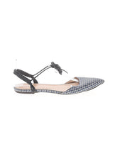 1 shoe size - 8