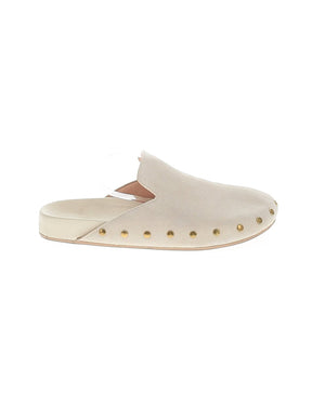 1 shoe size - 9